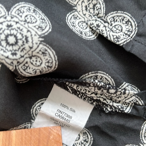 Madewell 100% Silk Size 4 Black & White Spaghetti Strap Cami Layering Tank Top - Picture 5 of 9